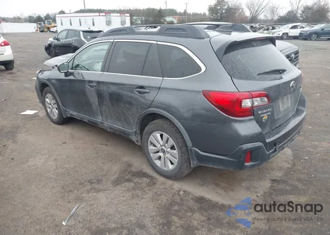 2018 Subaru Outback 2.5I Premium из США, поврежденный, VIN 4S4BSACC0J3340842